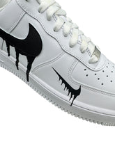 Carica l'immagine nel visualizzatore di Gallery, AF1- Black Drip