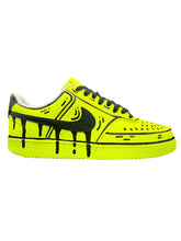 Carica l'immagine nel visualizzatore di Gallery, Court- Drip Comics