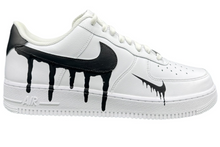 Carica l'immagine nel visualizzatore di Gallery, AF1- Black Drip