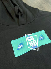 Lade das Bild in den Galerie-Viewer, Kopie des Hoodie Soho Boxlogo Paper Airplane