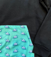 Lade das Bild in den Galerie-Viewer, Soho Paper Airplane Hoodie