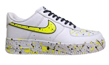 Lade das Bild in den Galerie-Viewer, Court Vision – Spritzrot 
