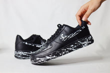 Carica l&#39;immagine nel visualizzatore di Gallery, AF1 Black- Splatter

