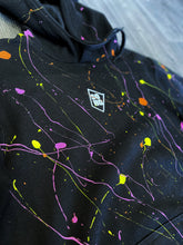 Lade das Bild in den Galerie-Viewer, Soho Splatter Pink &amp; Yellow Hoodie
